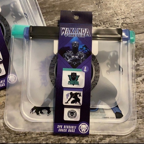 Two 3 packs Marvel Wakanda Forever Reusable snack bags - Picture 2 of 4